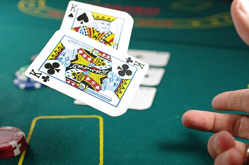 What Does Fold Mean In Poker